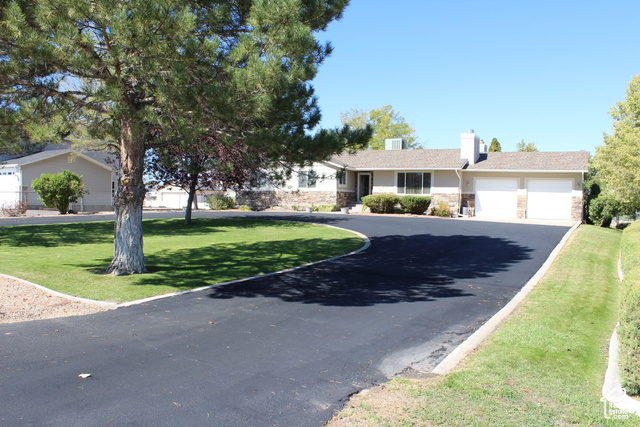 Photo 3 for MLS #2063069 at 4111 E 4000 South