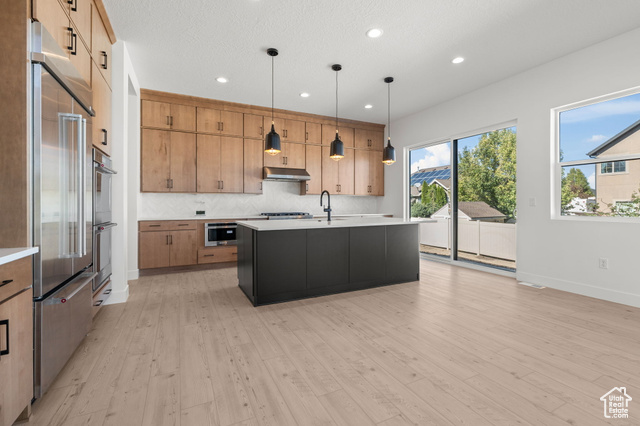 Photo 2 for MLS #2063124 at 5946 W Eric Mountain Ln #103