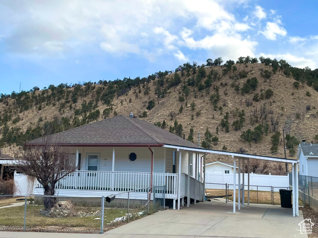 738 CASTLE GATE RD, Helper, Utah 84526, 3 Bedrooms Bedrooms, ,2 BathroomsBathrooms,Residential,Single Family Residence,738 CASTLE GATE RD,2063183