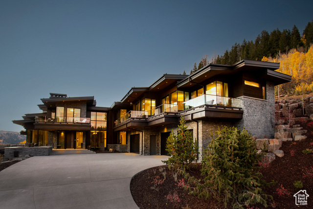 Photo 2 for MLS #2063446 at 246 White Pine Canyon Rd