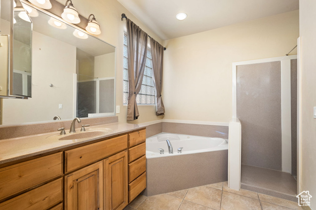 Photo 17 for MLS #2064657 at 3523 S Desert Hills Dr