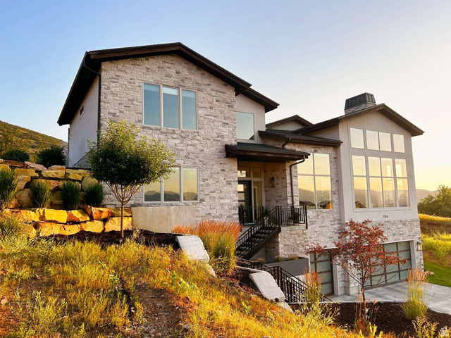 1104 W Olympic Cir
                     MLS #2064751