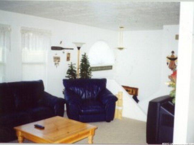 5043 S 2800 W, Roy, UT 84067 — photo 2