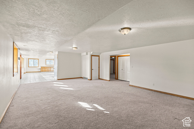 Photo 101 for MLS #2064817 at 525 N Main St