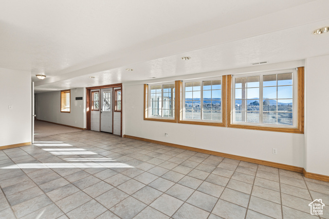 Photo 96 for MLS #2064817 at 525 N Main St