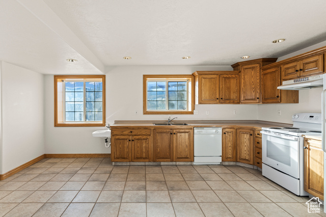 Photo 95 for MLS #2064817 at 525 N Main St
