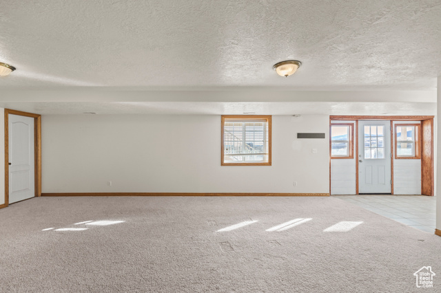 Photo 98 for MLS #2064817 at 525 N Main St