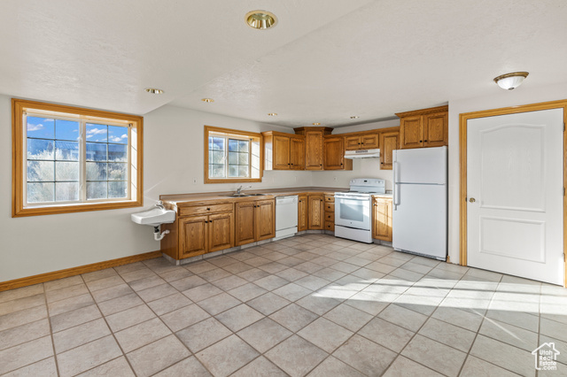 Photo 94 for MLS #2064817 at 525 N Main St