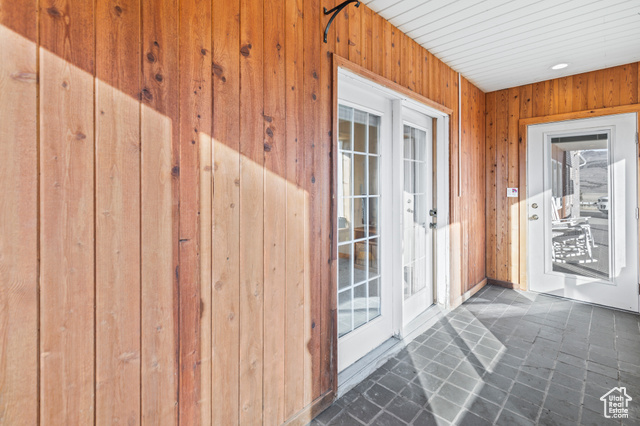 Photo 31 for MLS #2064817 at 525 N Main St