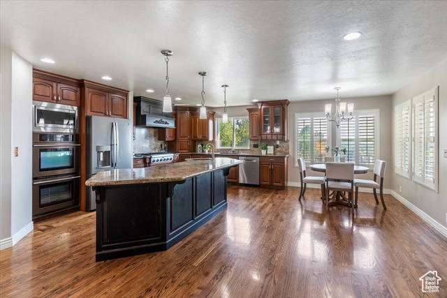 Photo 7 for MLS #2064820 at 145 W Lomond View Dr