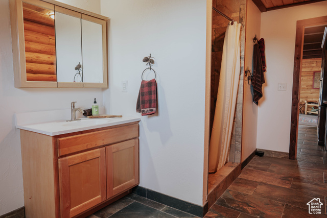 Photo 37 for MLS #2064902 at 1598 Arapaho Dr #93