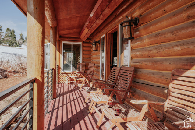 Photo 6 for MLS #2064902 at 1598 Arapaho Dr #93
