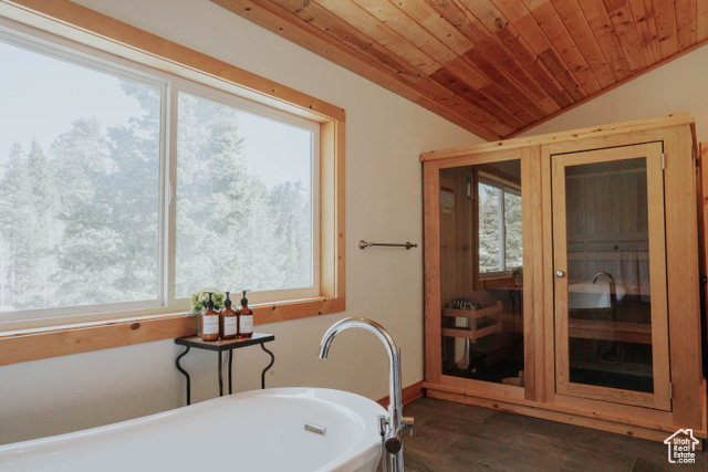 Photo 47 for MLS #2064902 at 1598 Arapaho Dr #93