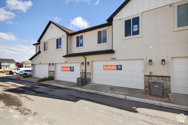 Photo 27 for MLS #2064943 at 12643 S High View Ln #128