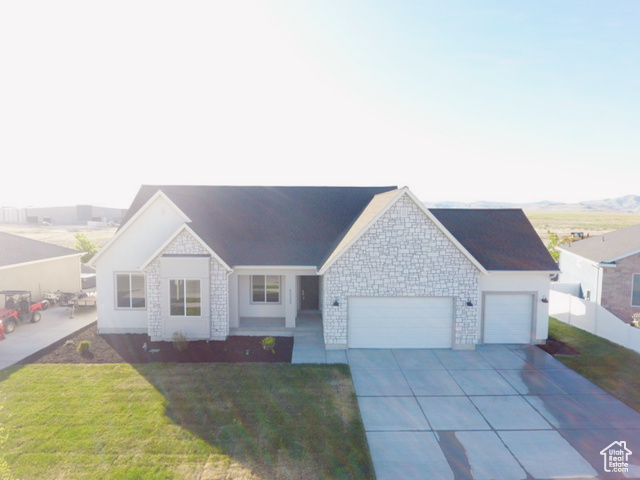 5523 N HONEY SUCKLE WAY, Eagle Mountain UT 84005