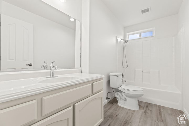 Photo 37 for MLS #2065048 at 1305 E Riverside Dr #1
