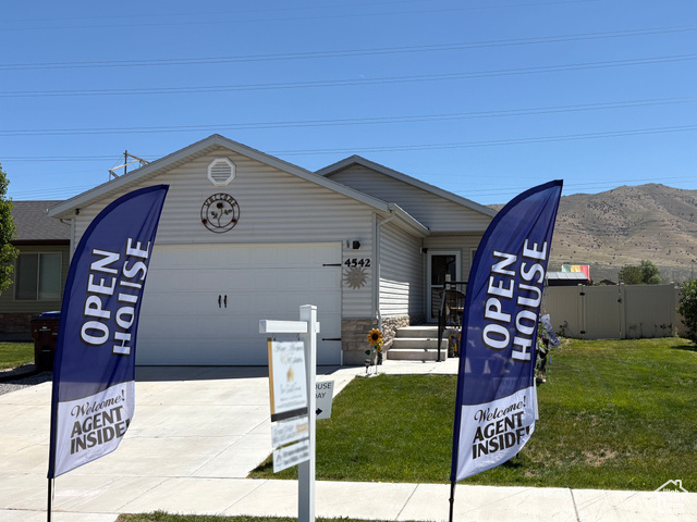 4542 N LONG WAY, Eagle Mountain UT 84005