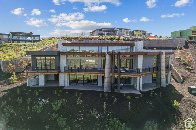 Photo 2 for MLS #2065197 at 3320 E Wapiti Canyon Rd