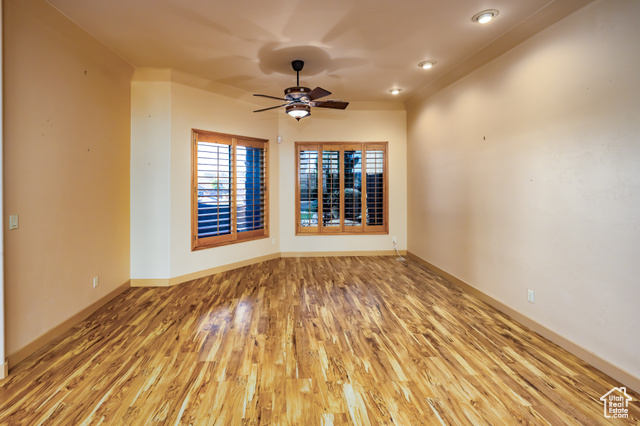 Photo 8 for MLS #2065399 at 865 S Seminole Way