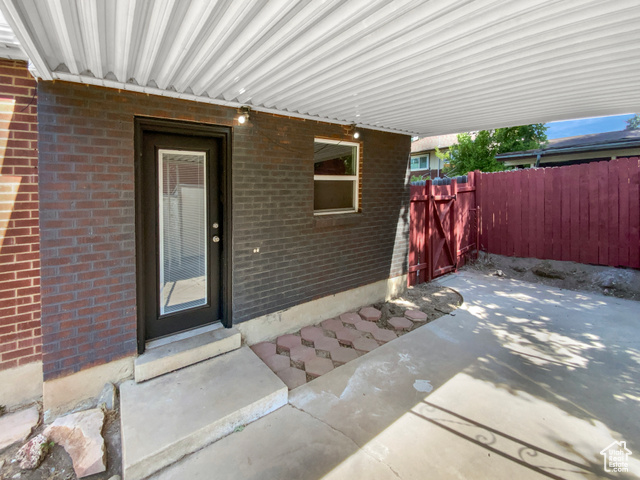 Photo 8 for MLS #2065625 at 2943 S 400 West