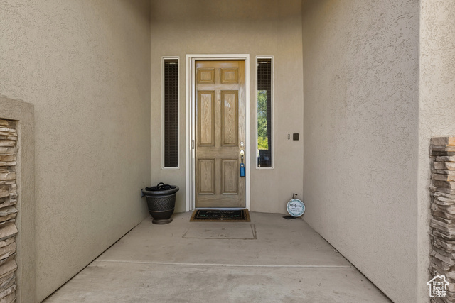 Photo 7 for MLS #2065919 at 1109 N Ventana Dr