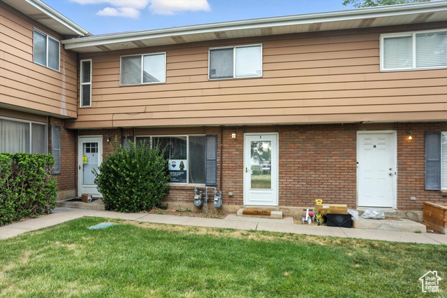 1064 N NAYON DR #9-A, Layton UT 84040