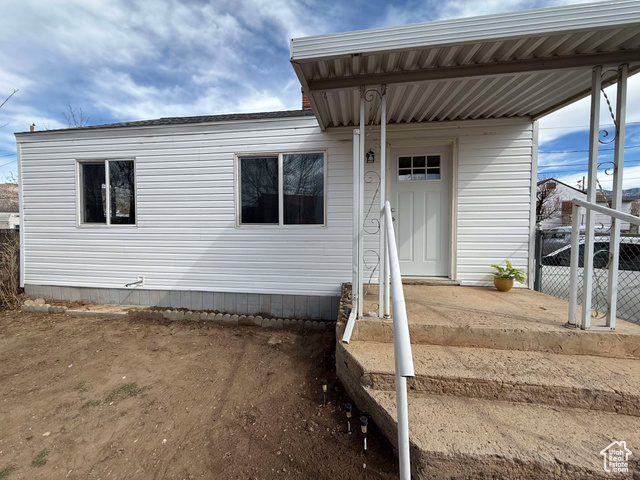 125 2ND, East Carbon UT 84520