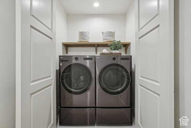 Photo 54 for MLS #2066287 at 202 W Saddle View Ln