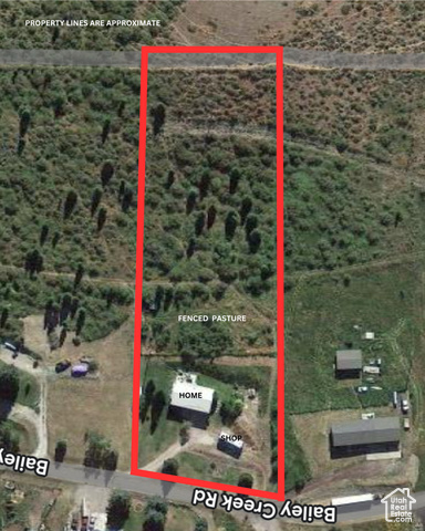 Photo 3 for MLS #2066316 at 322 Bailey Rd