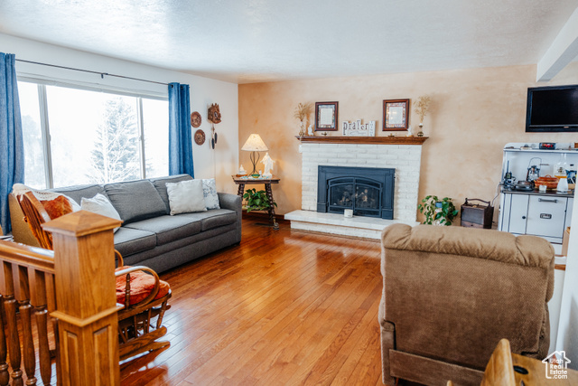 Photo 7 for MLS #2066316 at 322 Bailey Rd