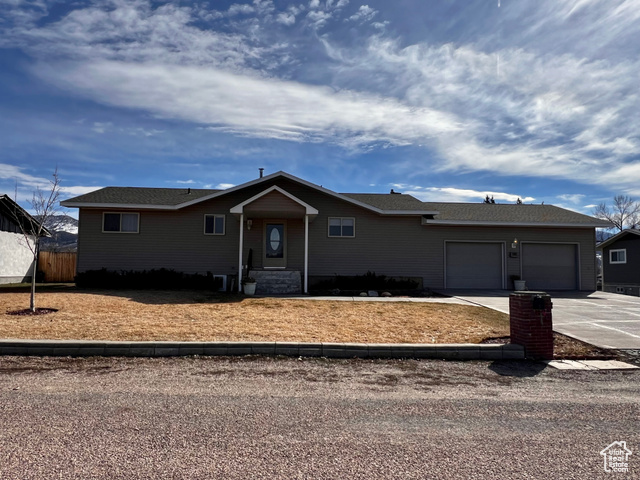 Photo 9 for MLS #2066348 at 404 N 1st