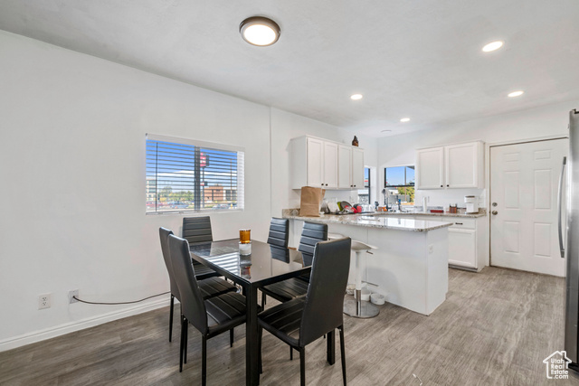 Photo 12 for MLS #2066380 at 137 E Wentworth Ave