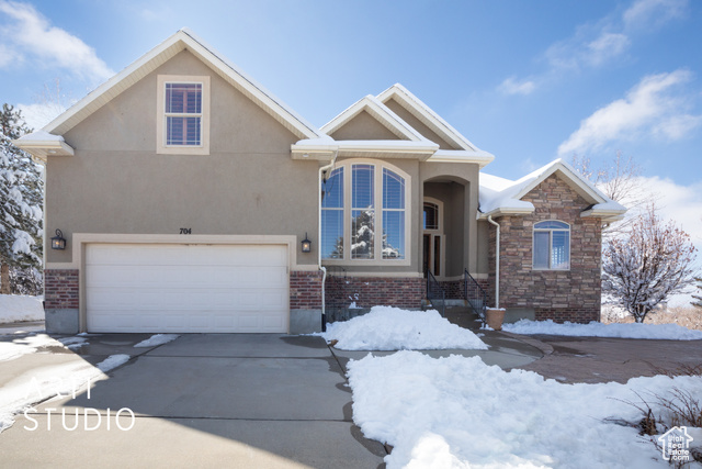 704 S DEER HOLLOW RD, Tooele UT 84074