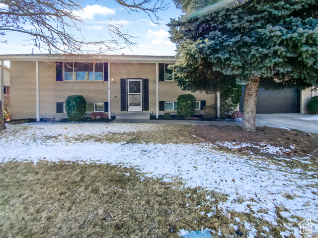 2275 W LEDGEWOOD DR, Taylorsville UT 84129