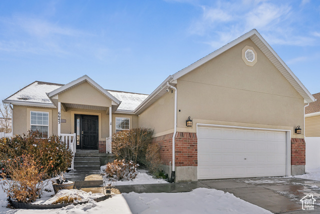 6643 W VALLEY OAK DR, West Jordan UT 84081