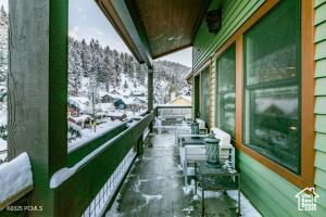 Photo 14 for MLS #2066823 at 234 Ridge Ave