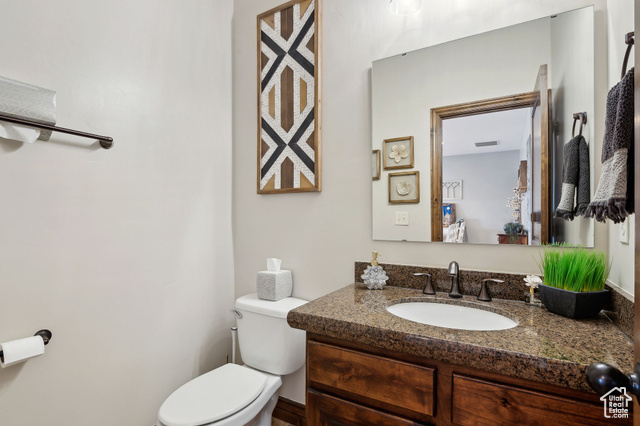 Photo 17 for MLS #2067035 at 1908 N Callaway Dr