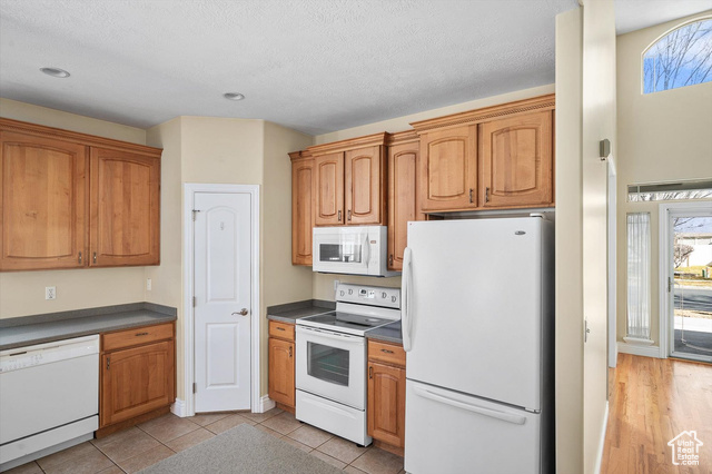 Photo 12 for MLS #2067163 at 6802 S Triumph Ln