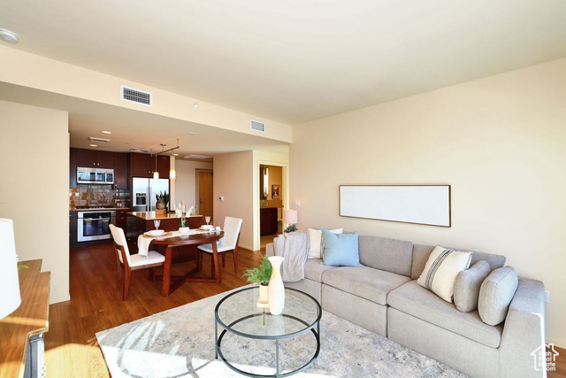 35 E 100 S #1109, Salt Lake City UT 84111