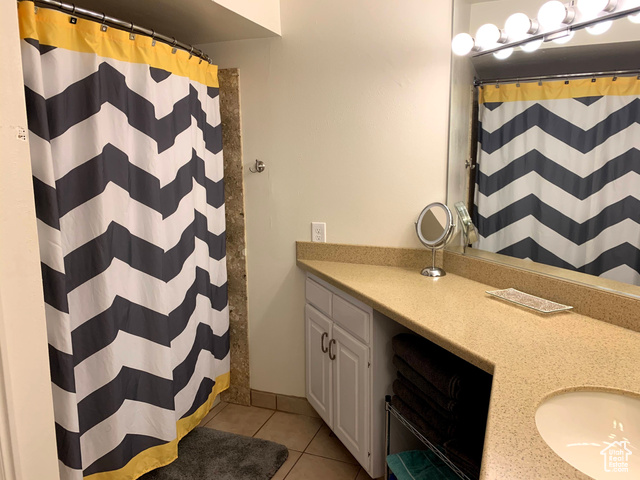 Photo 14 for MLS #2067306 at 860 S Village Rd #B11