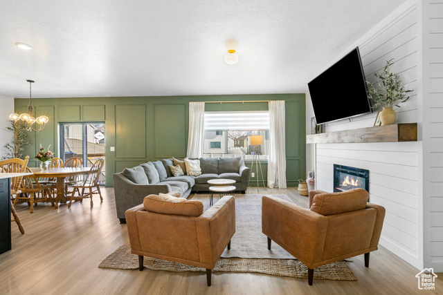 2626 N AIRMEN AVE, Layton UT 84040