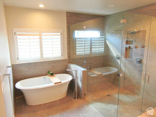Photo 9 for MLS #2067466 at 617 E Whisper Dr