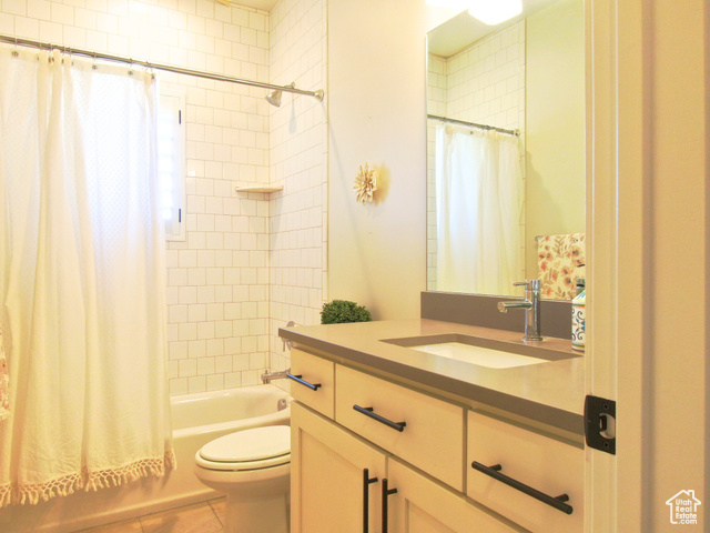 Photo 19 for MLS #2067466 at 617 E Whisper Dr
