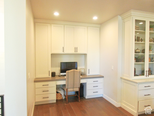 Photo 11 for MLS #2067466 at 617 E Whisper Dr