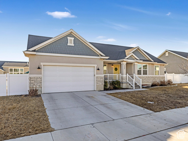 544 E DELANO PEAK DR, Eagle Mountain UT 84005