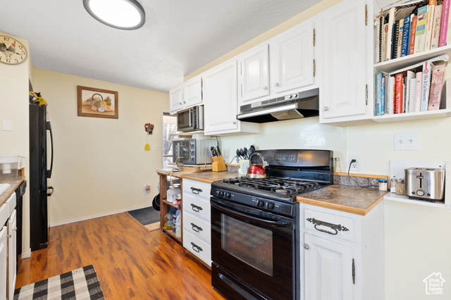 Photo 17 for MLS #2067527 at 879 E Main St