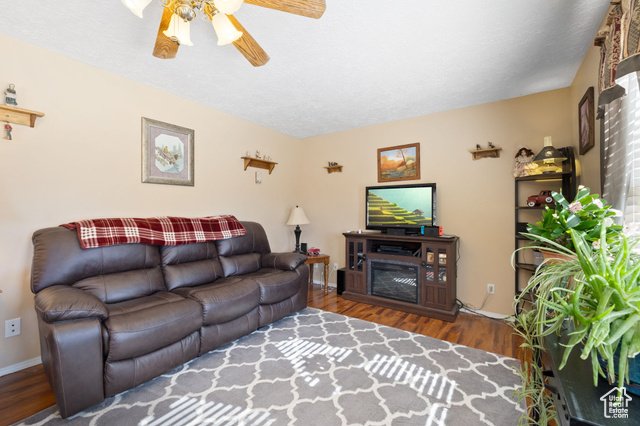 Photo 8 for MLS #2067527 at 879 E Main St