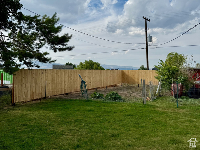 Photo 32 for MLS #2067527 at 879 E Main St
