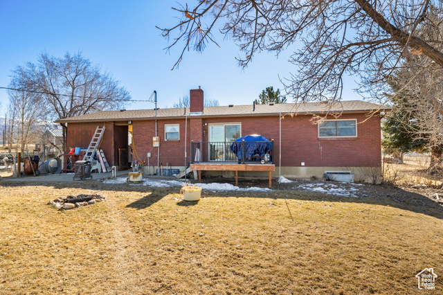 Photo 34 for MLS #2067527 at 879 E Main St