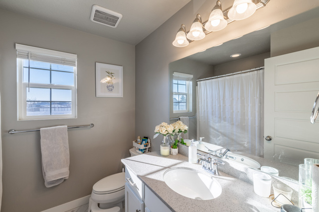 Photo 15 for MLS #2067541 at 1656 S Prevedel Dr